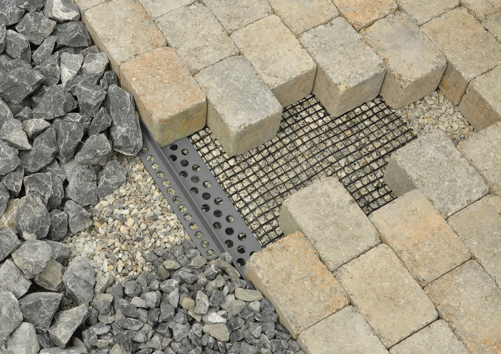 steinfix® h22 - pre betónovú a zámkovú dlažbu | ukončenie terasy | dľžka 2 m